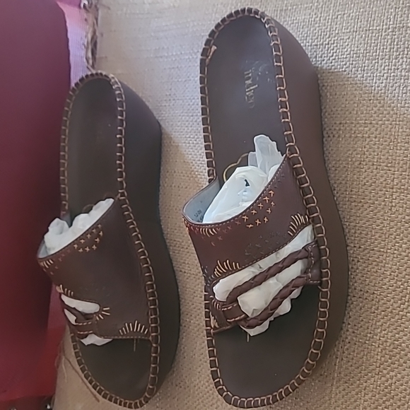 INDIGO BY CLARKS SANDALS 8M - Picture 2 of 12